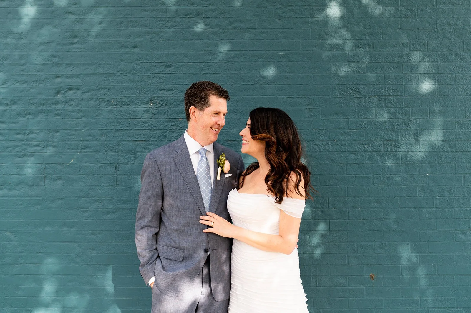 Intimate Peckish Pig Wedding | Evanston Wedding Photographer