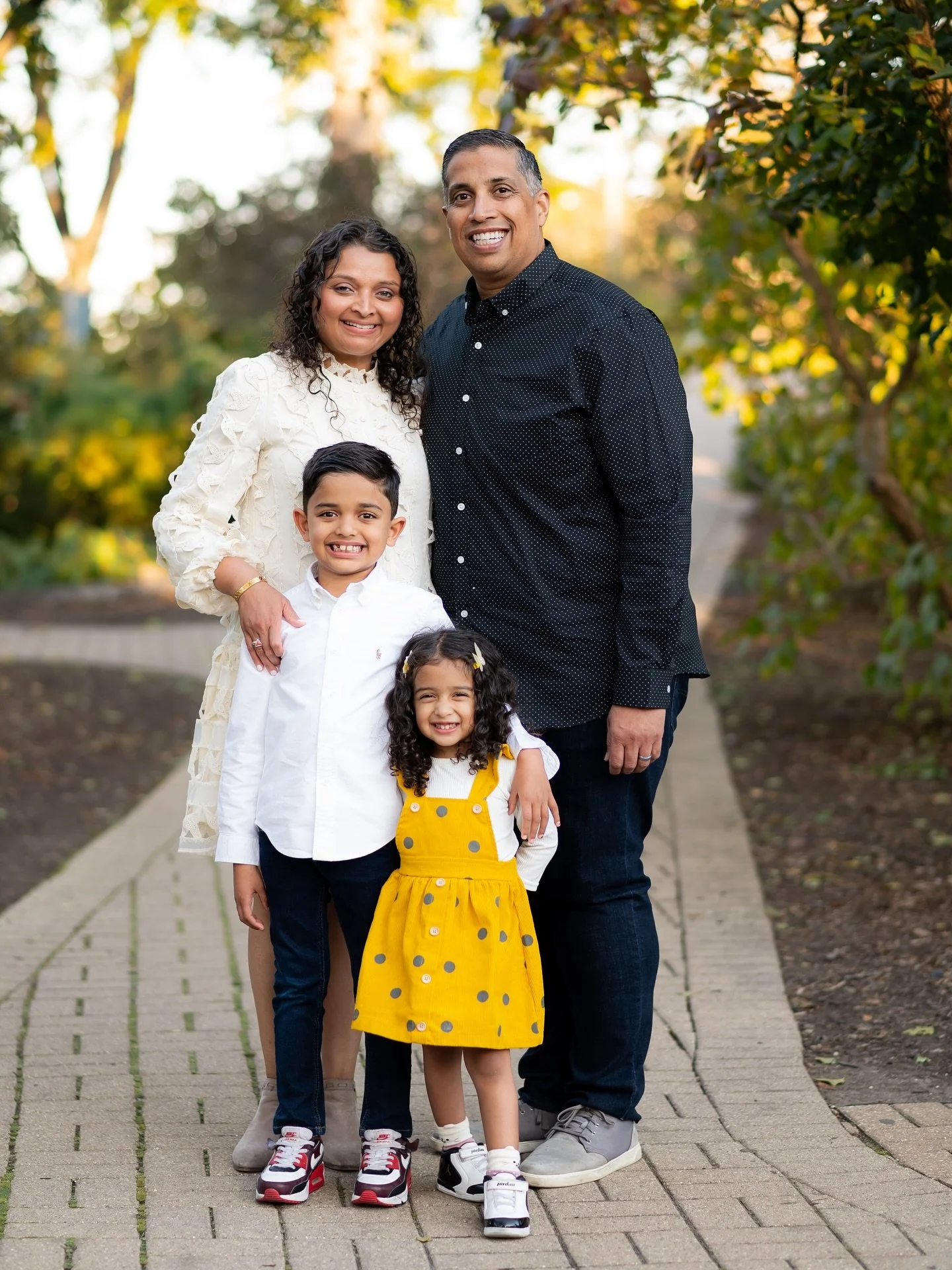 &ldquo;I&rsquo;m so glad I live in a world where there are Octobers.&rdquo;🍁✨

L. M. Montgomery