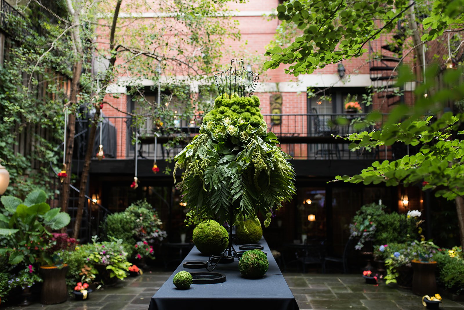 North Dearborn Association Garden Walk | Chicago Event Photographer