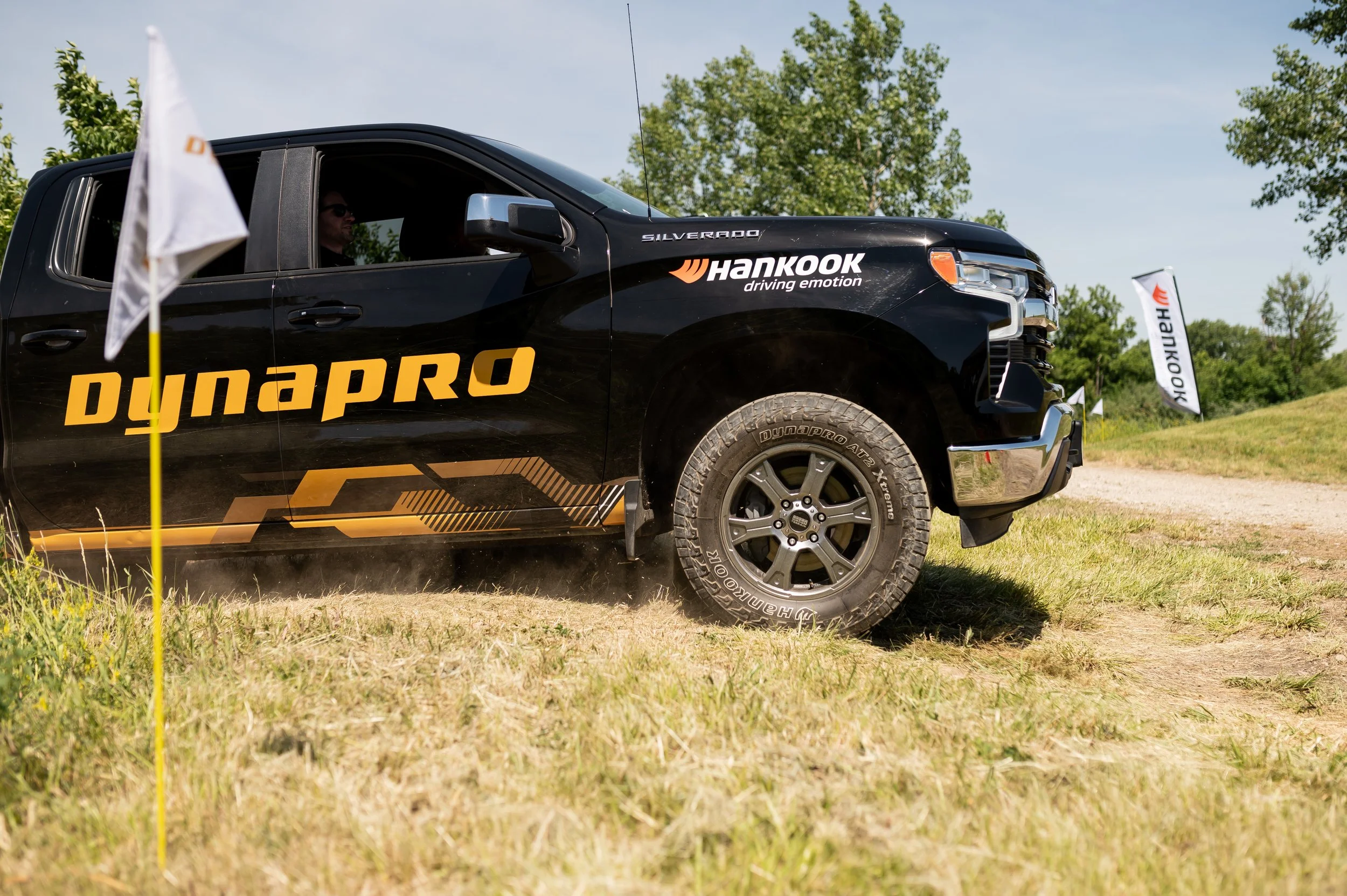 Hankook Drive &amp; Learn at Autobahn Country Club | Chicago Corporate Event Photographer
