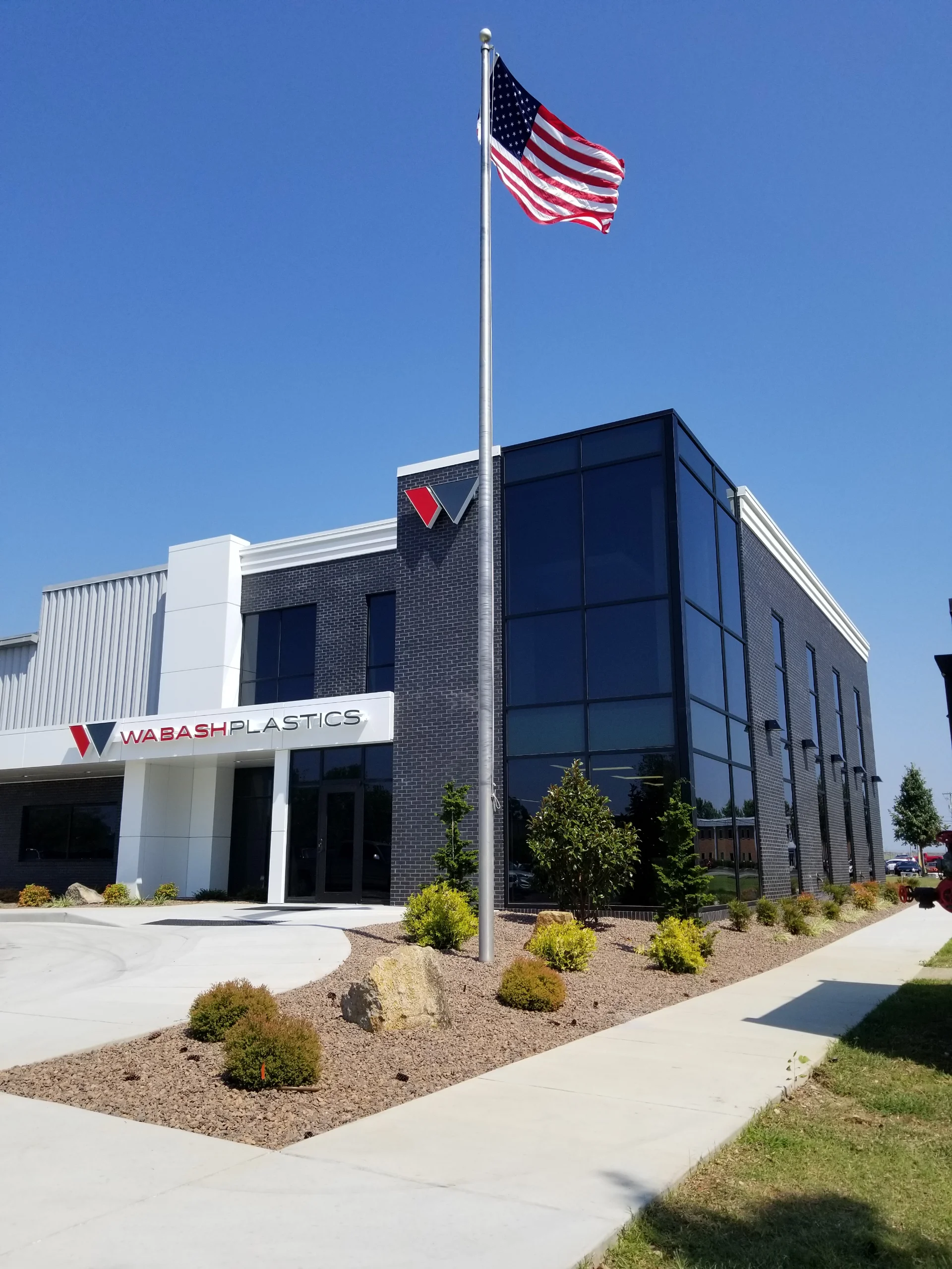 Exterior 4.jpg