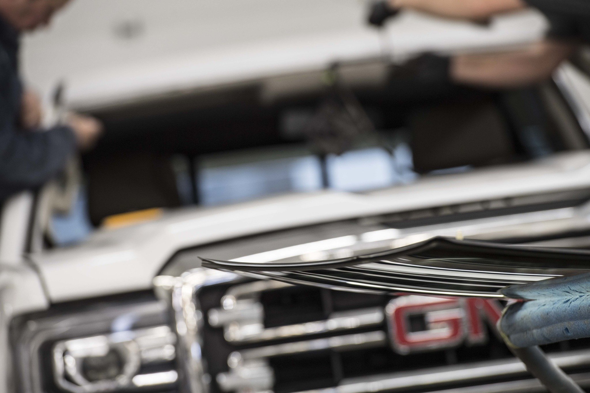 Windshield Replacement — SGI Accredited Collision Repair