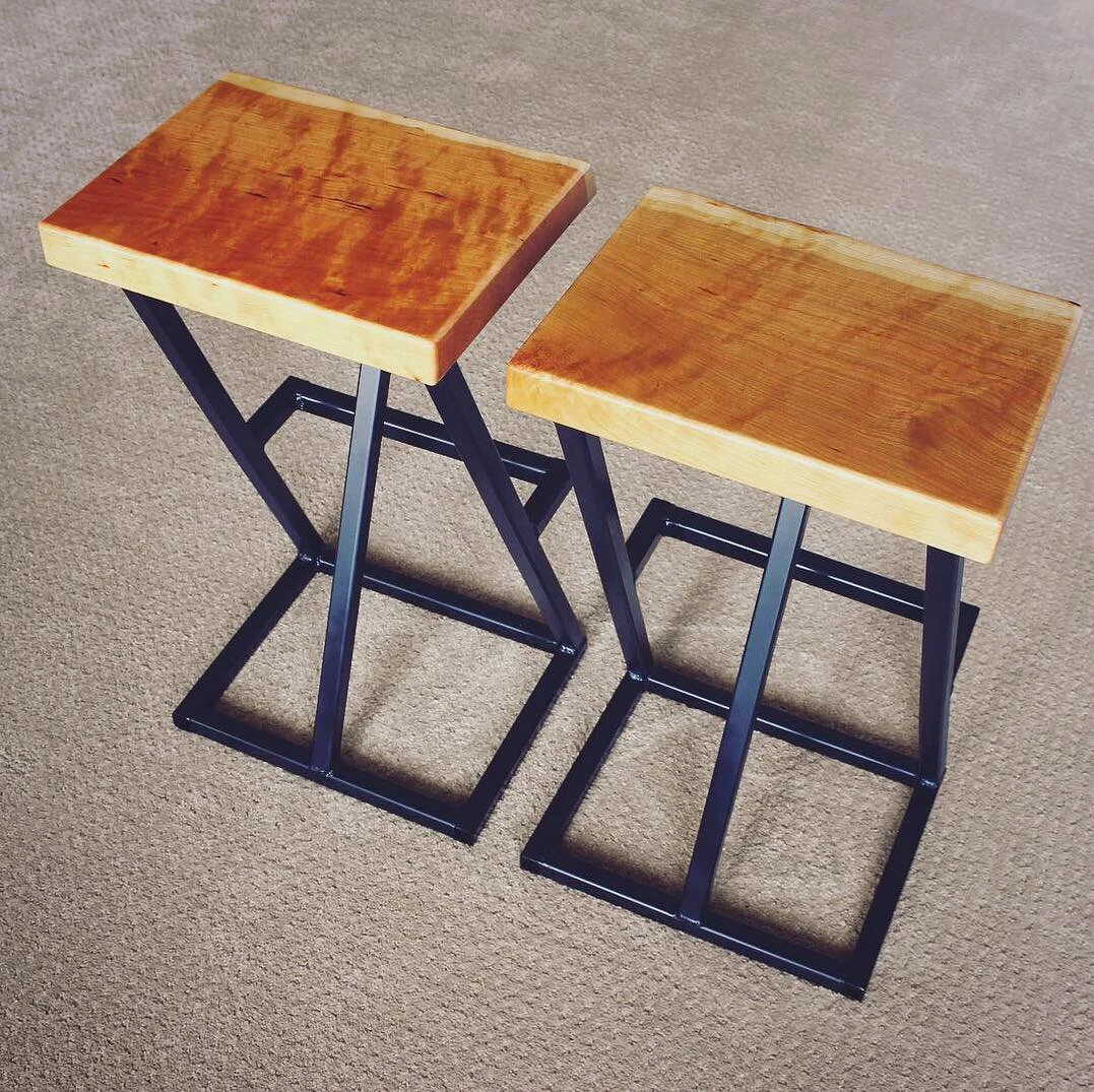 shorthand_short_hand_saw_mill_sawmill_wood_work_woodwork_craftsman_bar_table_cincinnati_ohio_camp_springs_kentucky_ky_south_southern_grain_trees_slab_slabs_patrick_pat_dewenter_design_print_nku_sinclair_mason_leather_stitch_wallet_quality_furniture_6.JPG