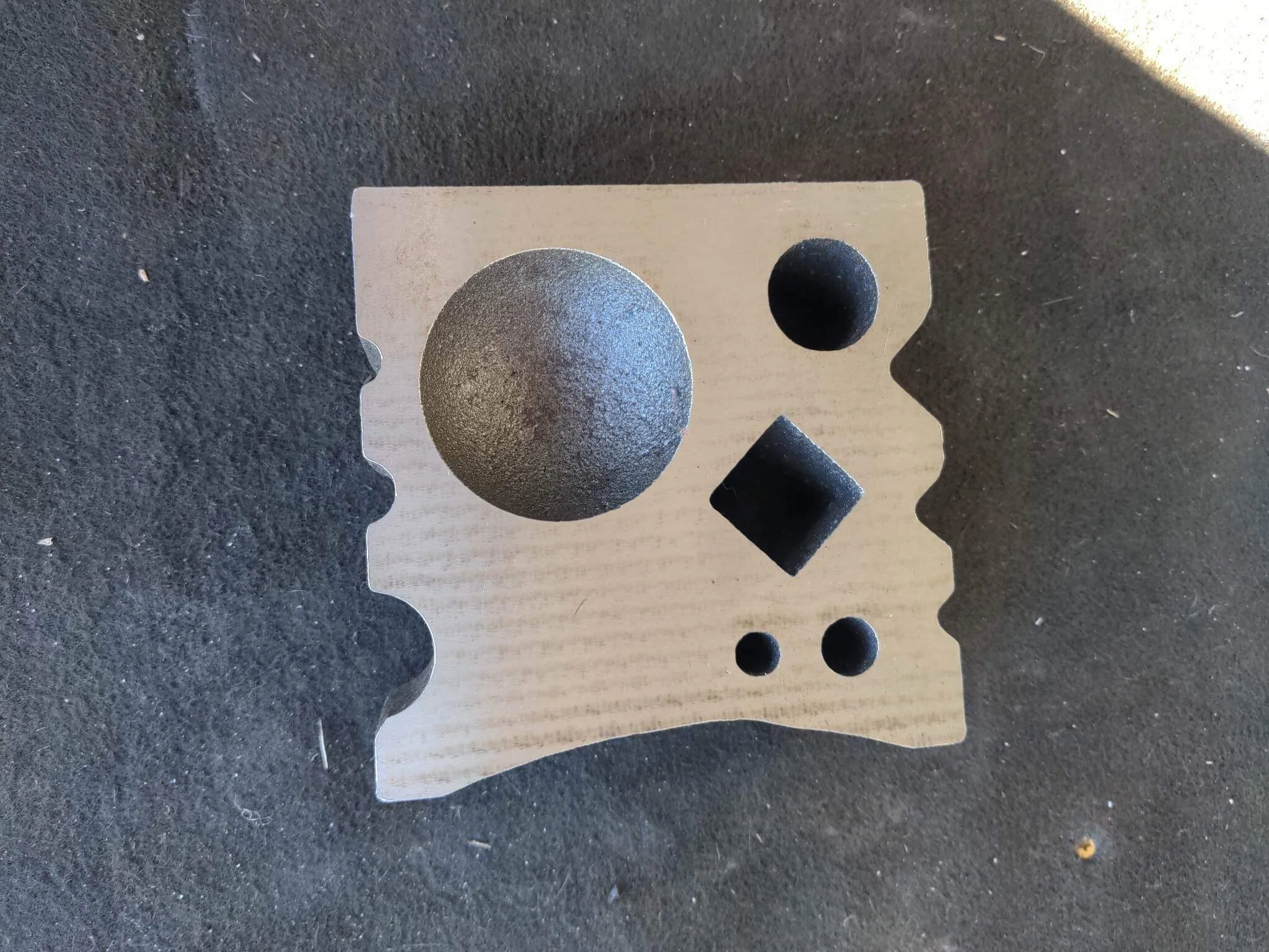 043AA7B6-D307-41D4-8A37-CD345F2189C1