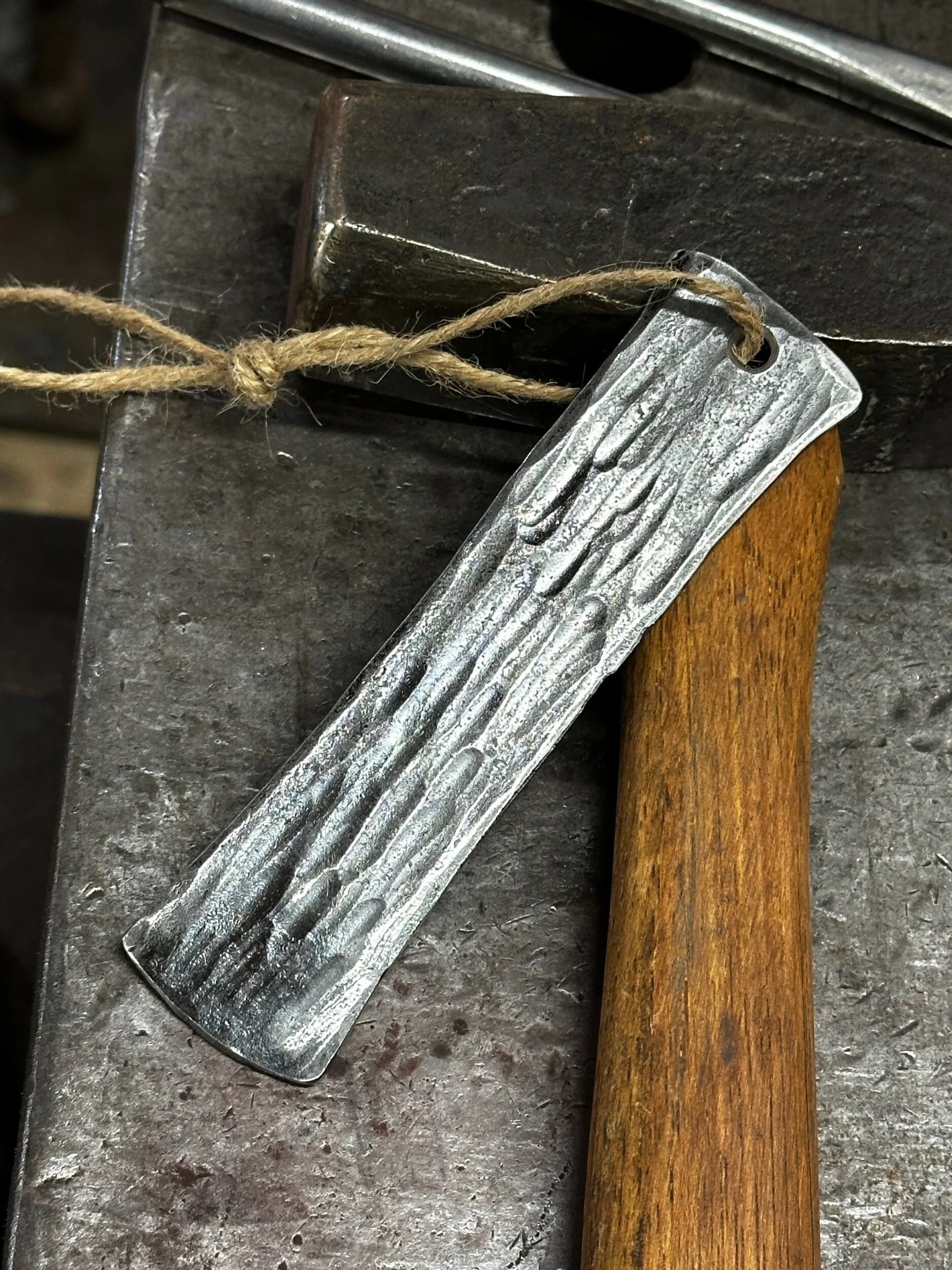 539E3A07-063E-41CE-AEC9-DBD8AA1C99FE