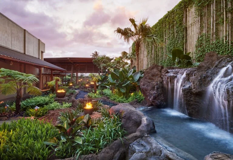 AMID THE GARDEN ISLAND: 1 HOTEL HANALEI BAY