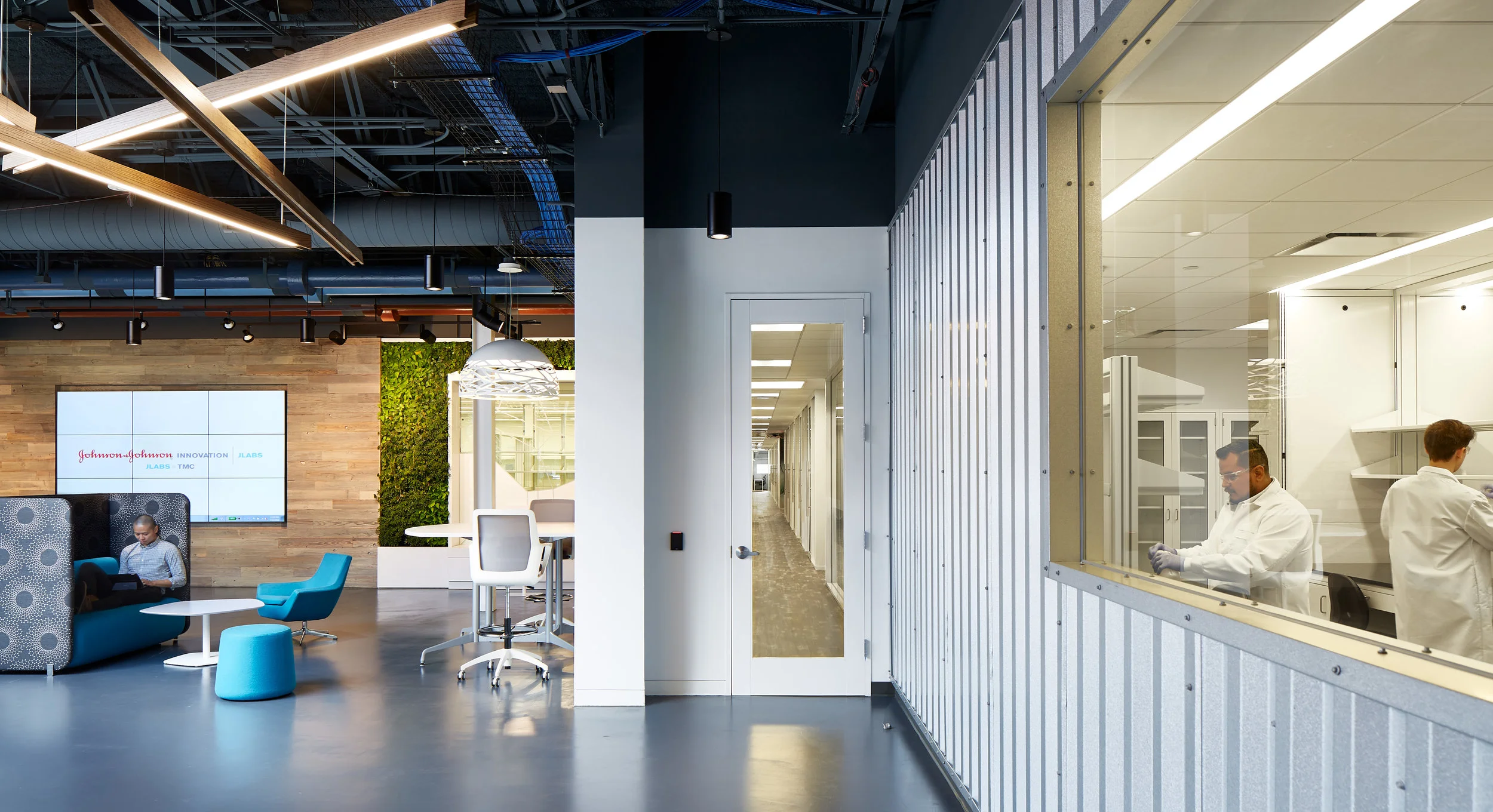 HIPHN_JLABS@TMC_Collaboration Space_Baldinger_160628.jpg