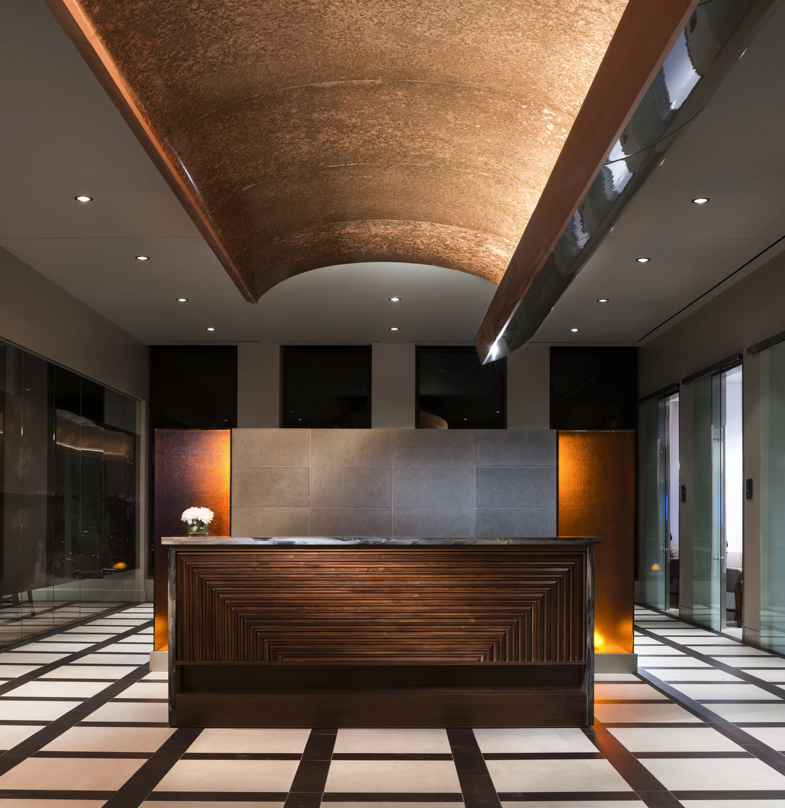 HIPHN_HoustonClub_Lobby_Gobuty_130617.jpg