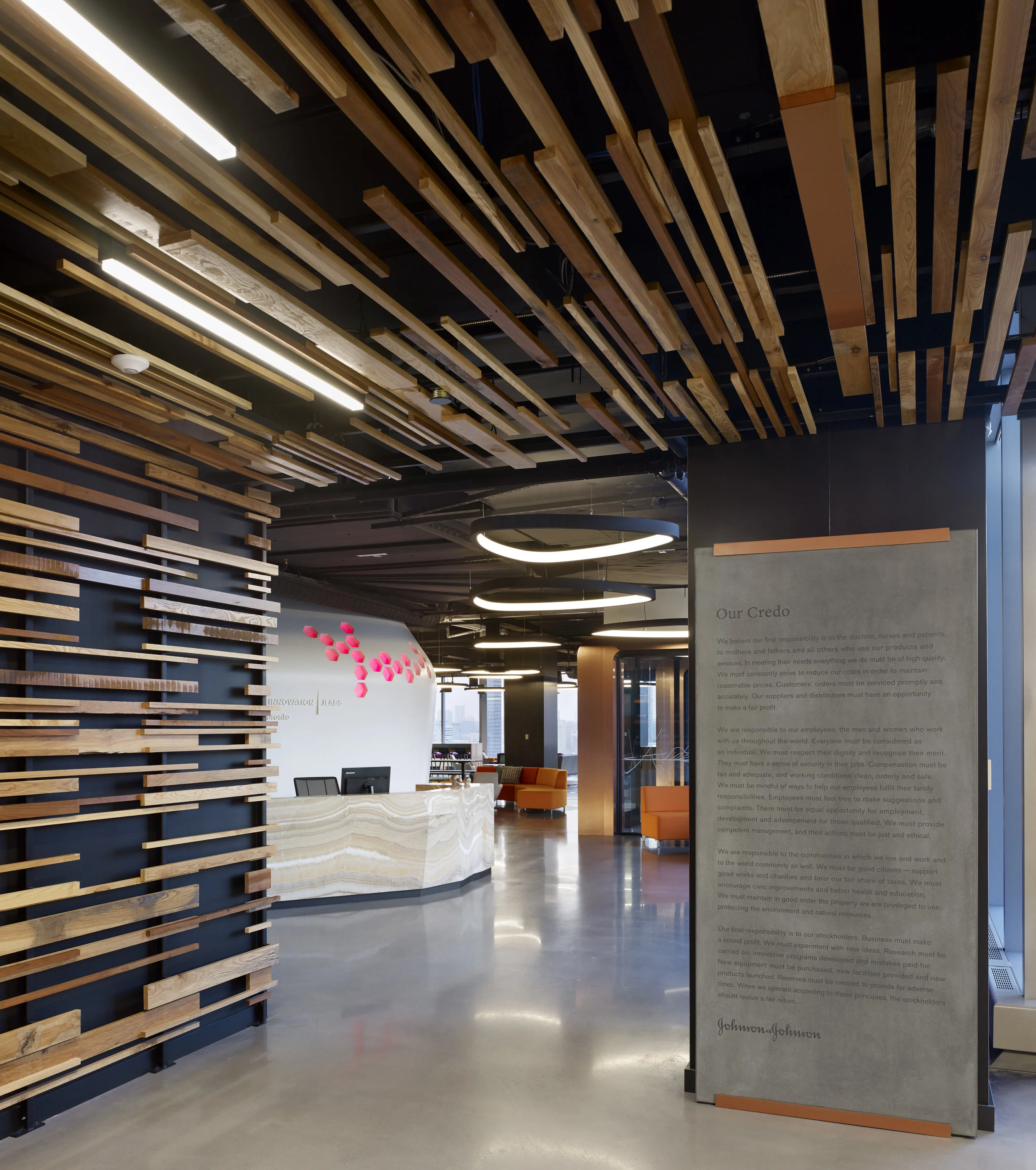 HIPHN_JLABS Toronto_Reception3_Arban_161118.jpg