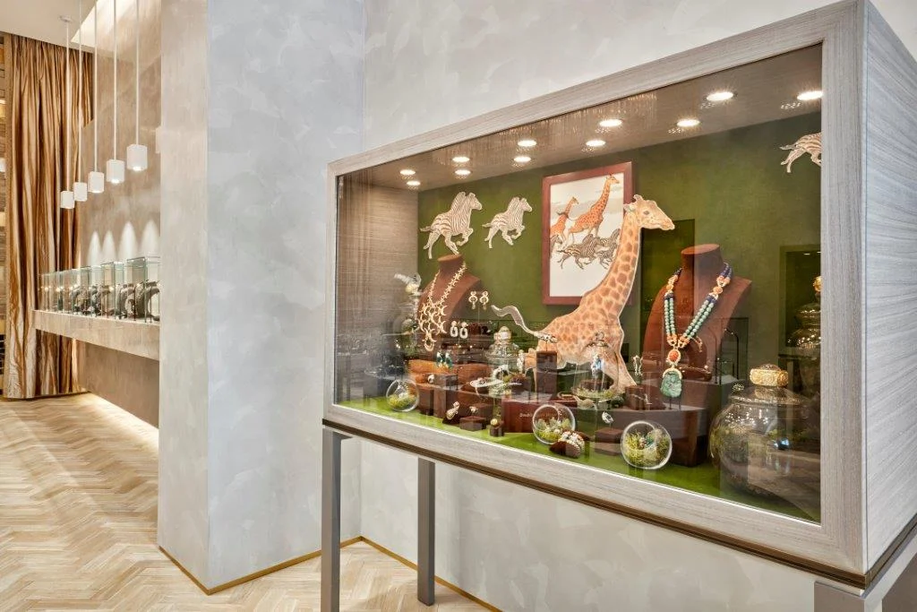 HIPHN_deBoulle_Seasonal Display_Rowland_151122small.jpg