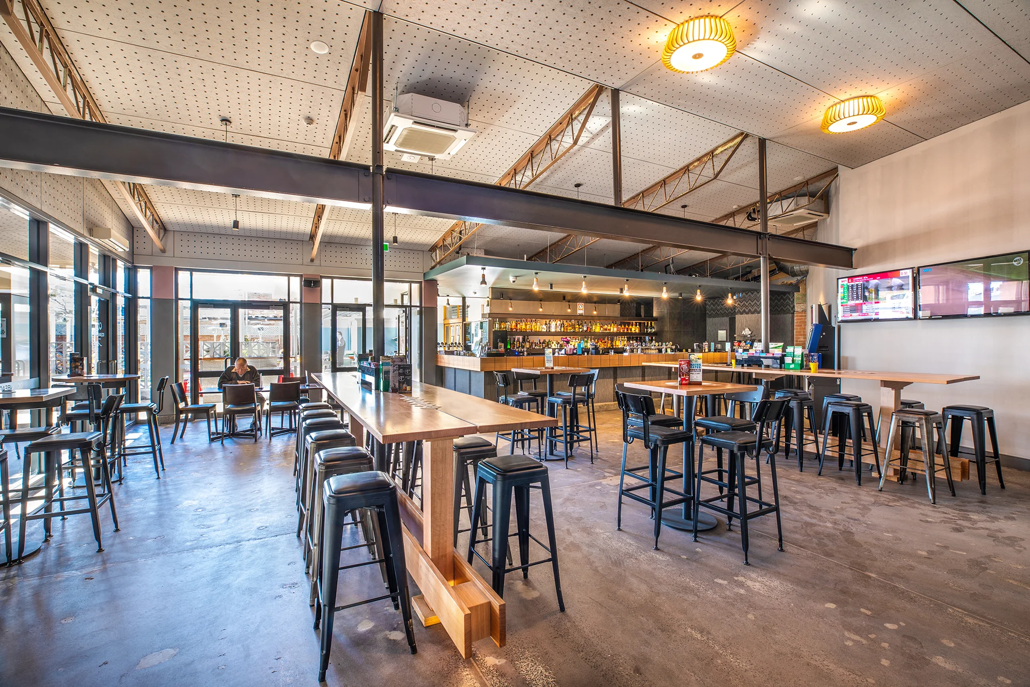 Ocean Beach Hotel Umina Nsw