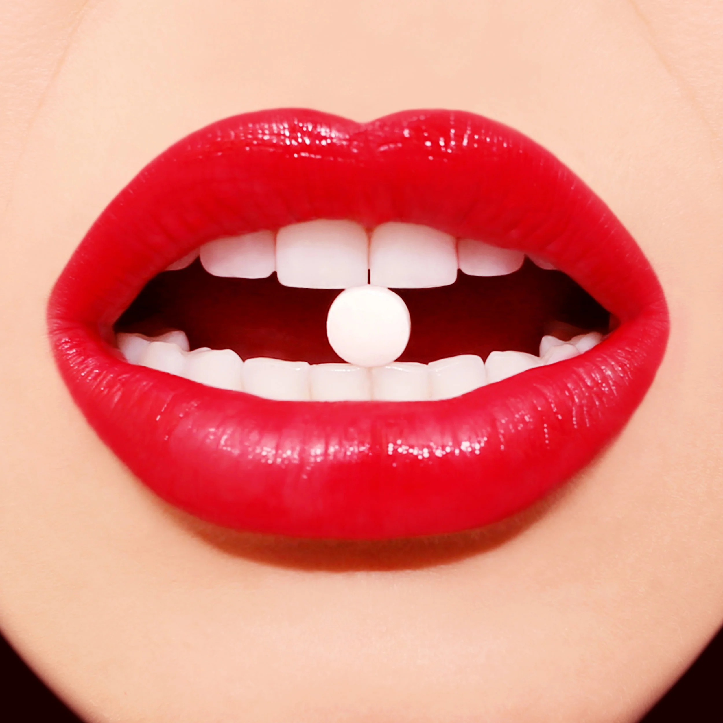 MOUTH_WHITE MINT_15.jpg