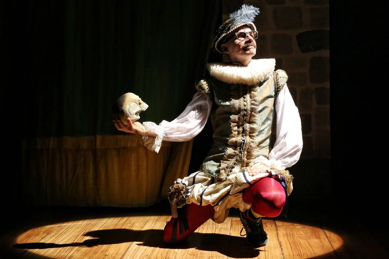 The Tragedy of Hamlet: Prince of Skidmark