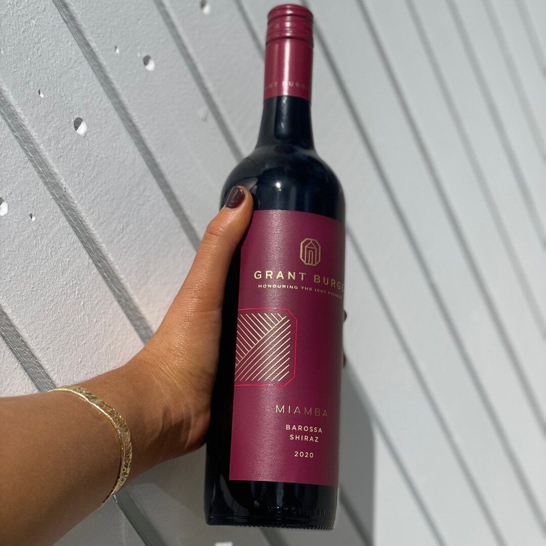 Grant Burge Miamba Shiraz is deep red and full-bodied, with hints of earth, blackberries, pepper and spice. 

It's rich in flavour with robust tannis and best of all, this smooth little number is ready to join your red wine repertoire! Drop in today 