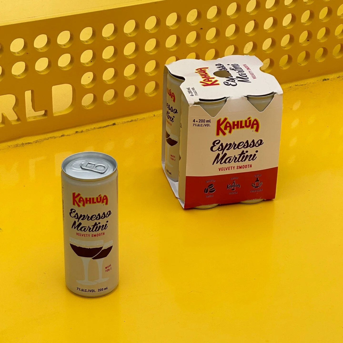 Enjoy happy hour at home with a 4-pack of Kahlua Espresso Martini! ☕🍸

Treat your tastebuds with sweet toffee, rum and caramel flavours paired with vanilla and dark chocolate aromas, while also taming the wallet. Now available in-store today!