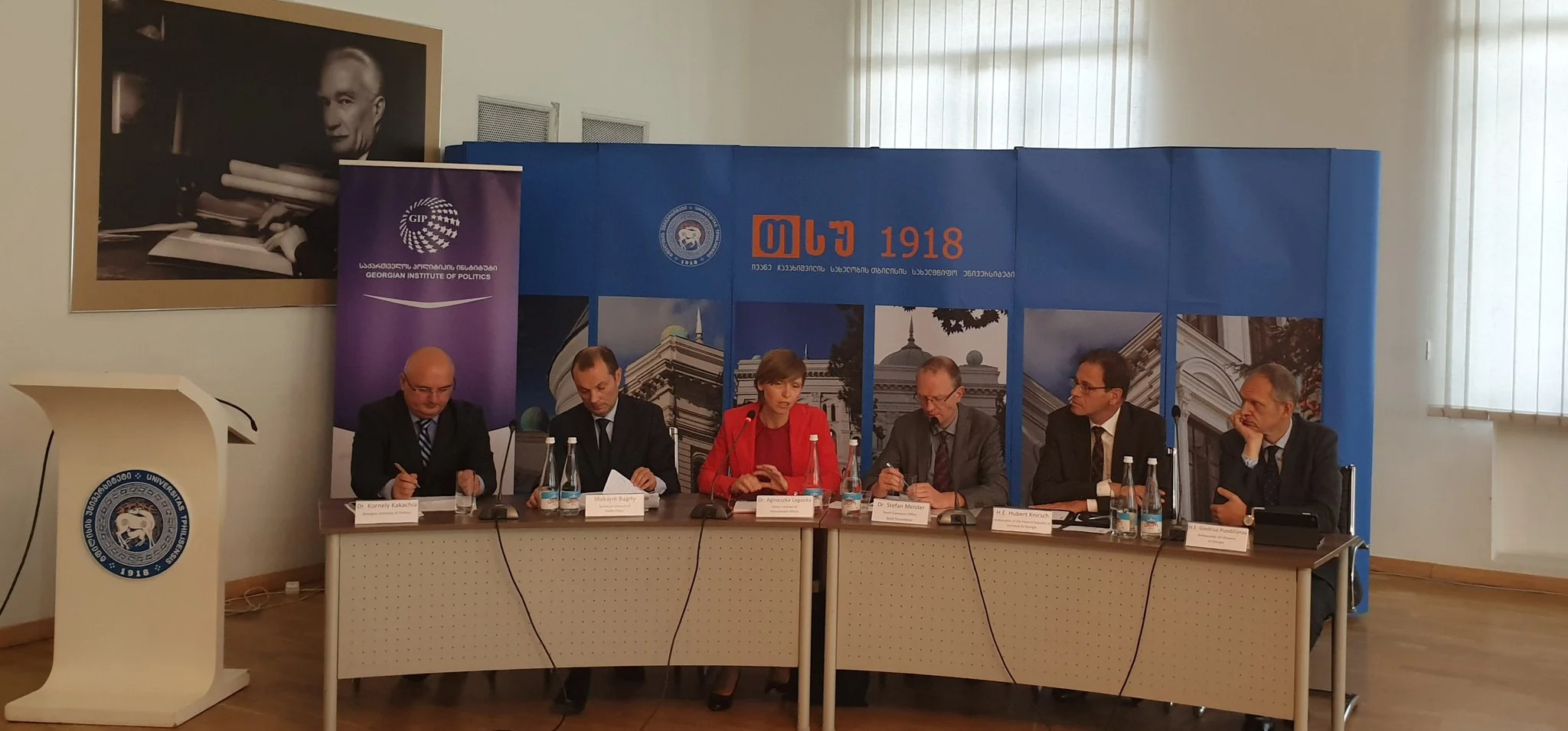 Public Lecture and Roundtable  | How to Foster Societal Resilience in the Eastern Partnership Countries