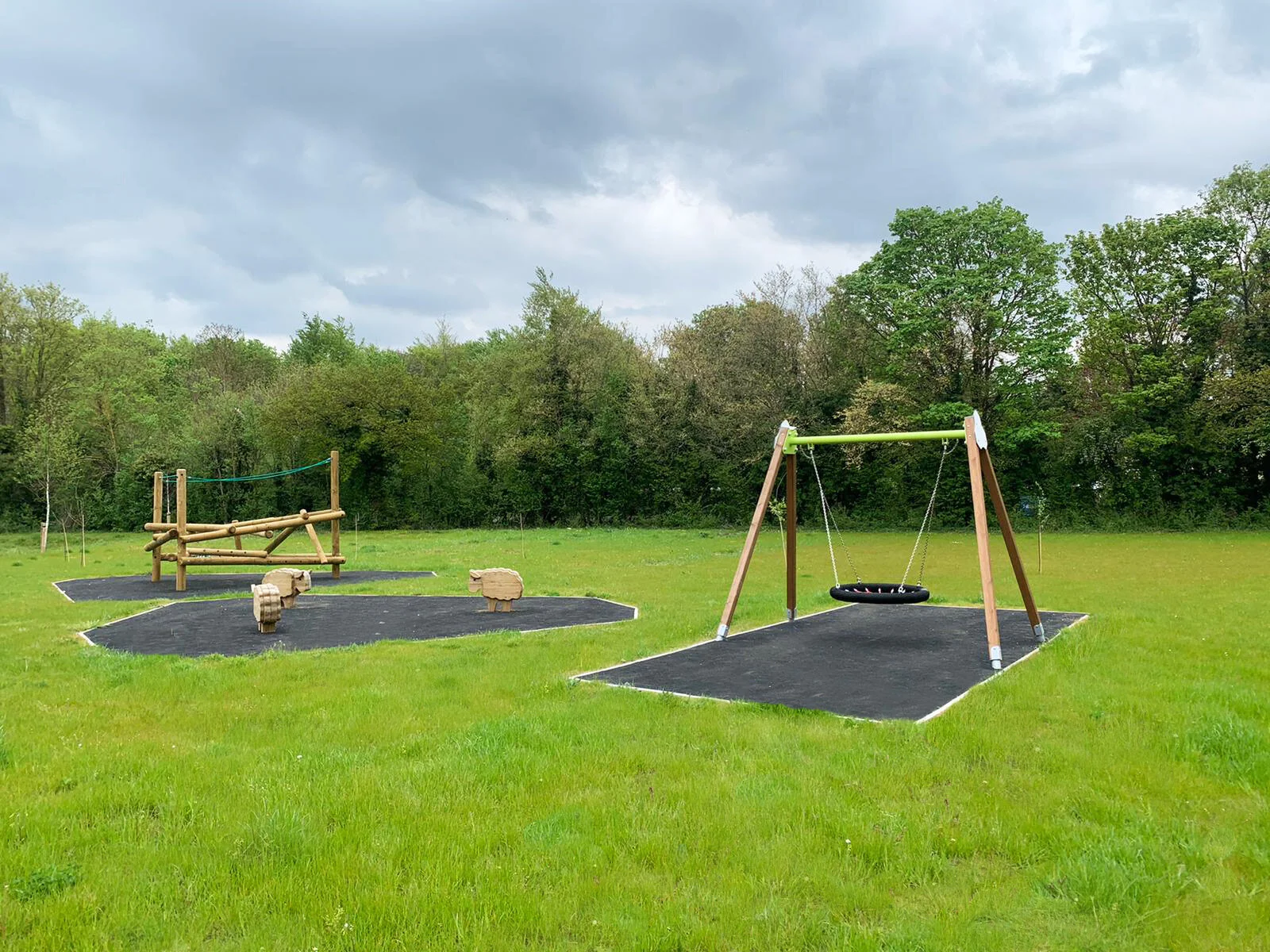 The Orchards- Play area &amp; Installation