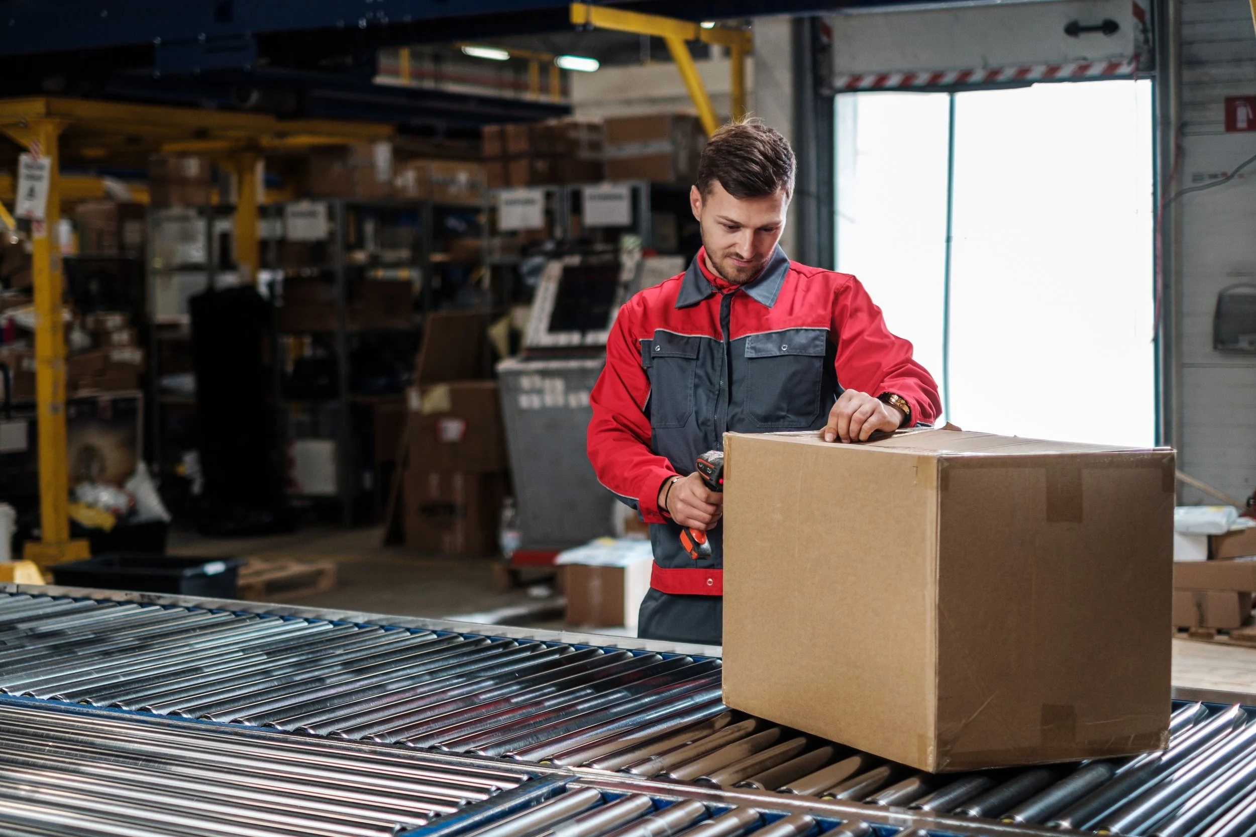 Tech savvy manufacturers set for £13bn boost as they cut out wholesalers and shops to sell direct to consumers