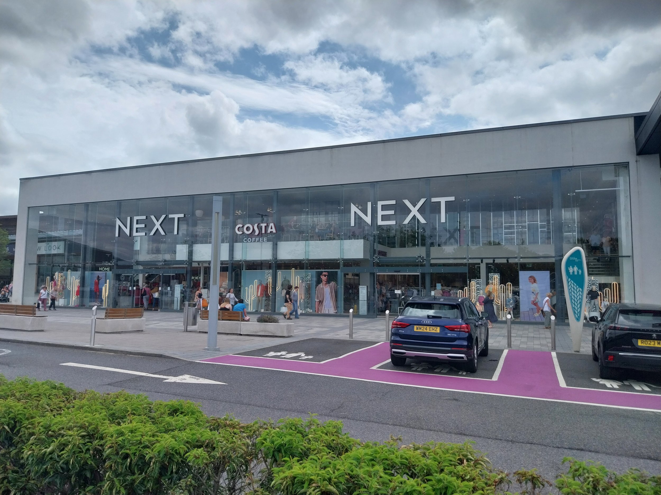 Next+Costa, Swindon.jpg