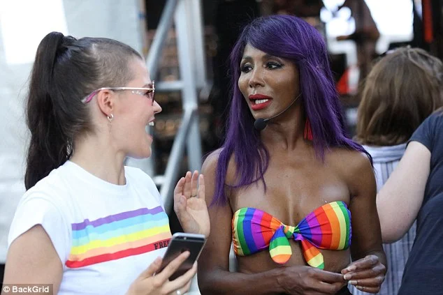 sinitta with saara.jpg