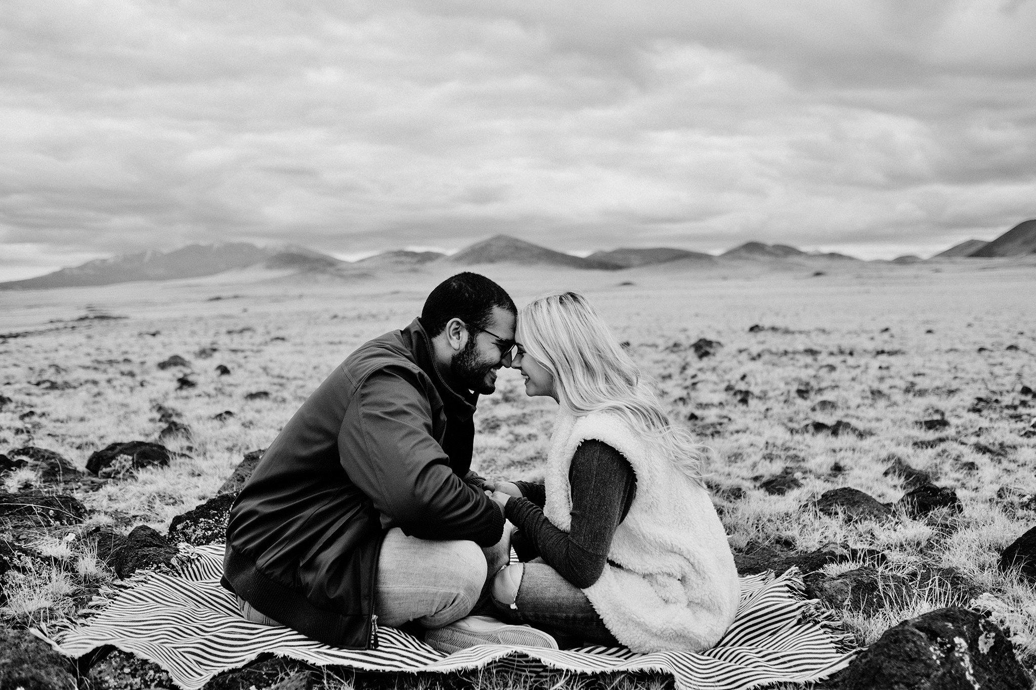 Arizona-Wedding-Photographer-Iceland-Elopement+(2) 2.jpg