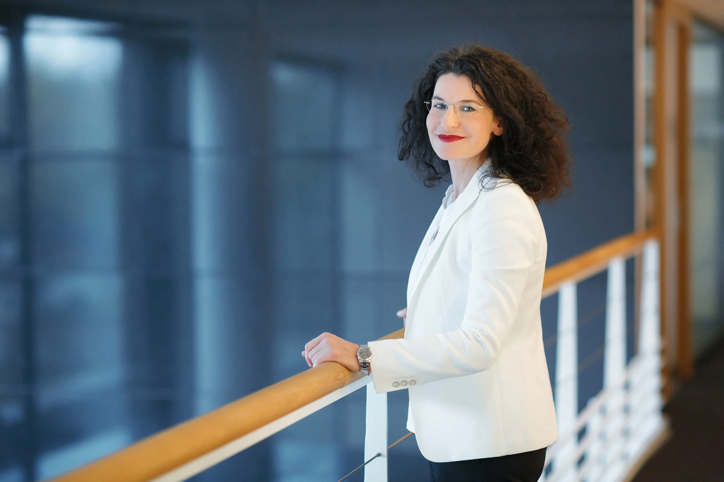 ERFOLG DARF MAN SICH NICHT SCHÖN REDEN - Interview mit Tina Müller, CEO Douglas GmbH 