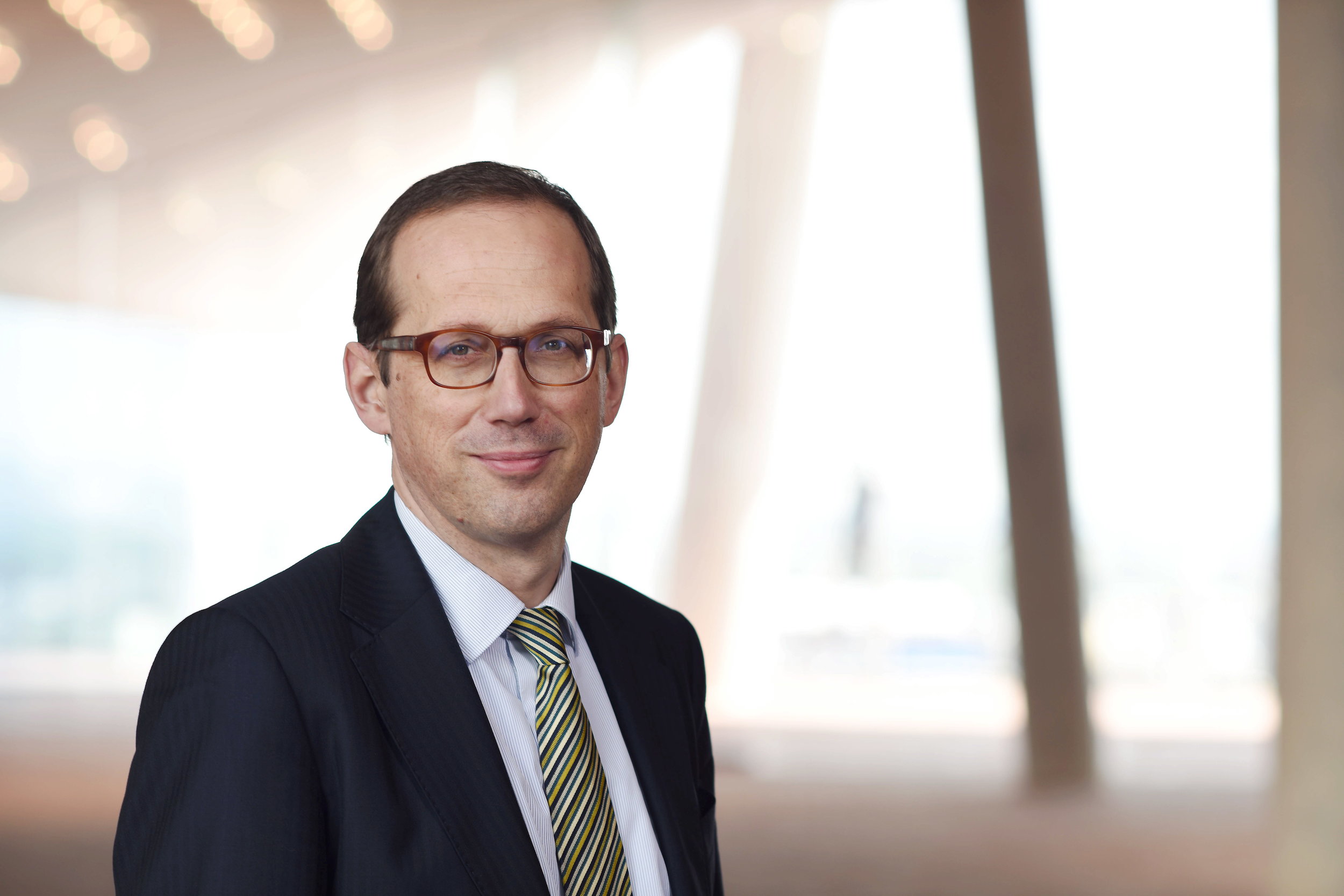 ETWAS UNWIDERSTEHLICHES BIETEN - Interview mit Christoph Lieben-Seutter Generalintendant der Laeiszhalle und Elbphilharmonie 