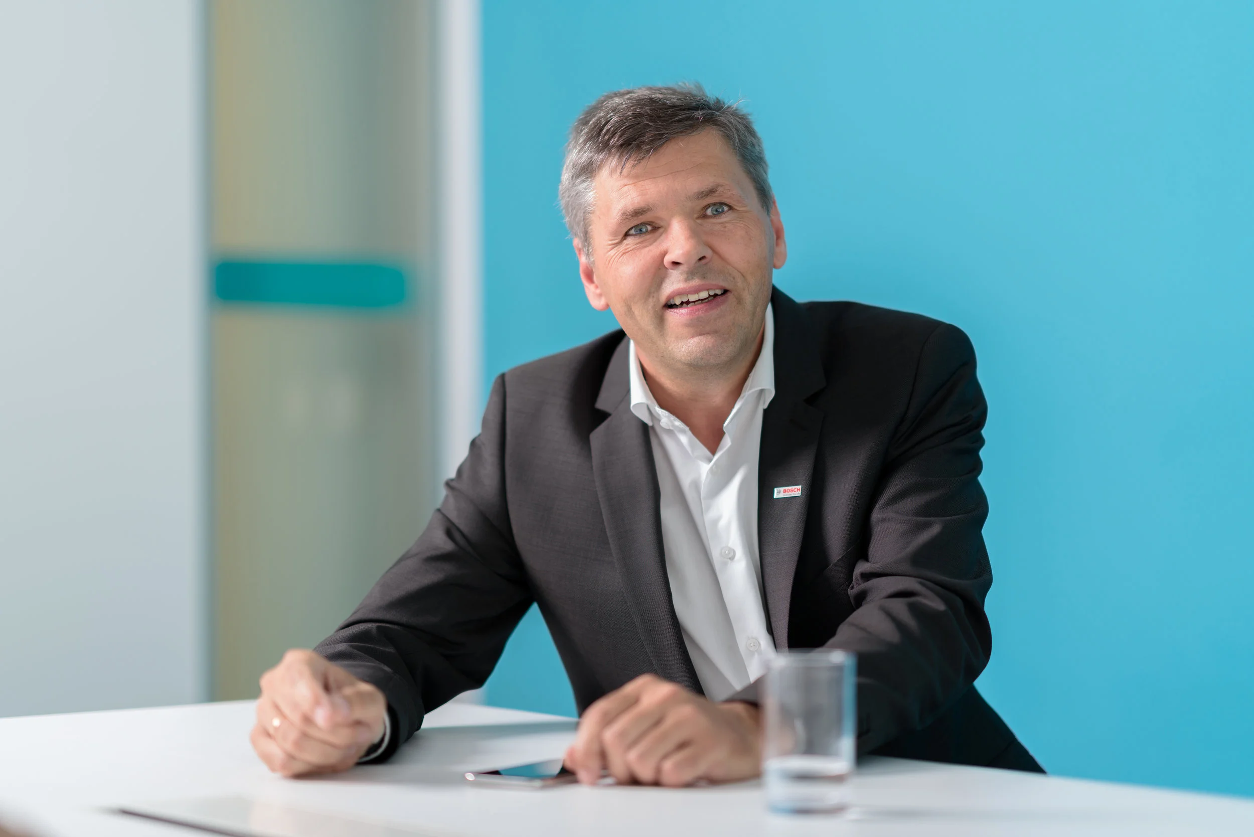 MUT ZU HABEN SICH NEU ZU ERFINDEN - Interview mit Dr. Michael Bolle, Chief Digital Officer & Chief Technology Officer Robert Bosch GmbH