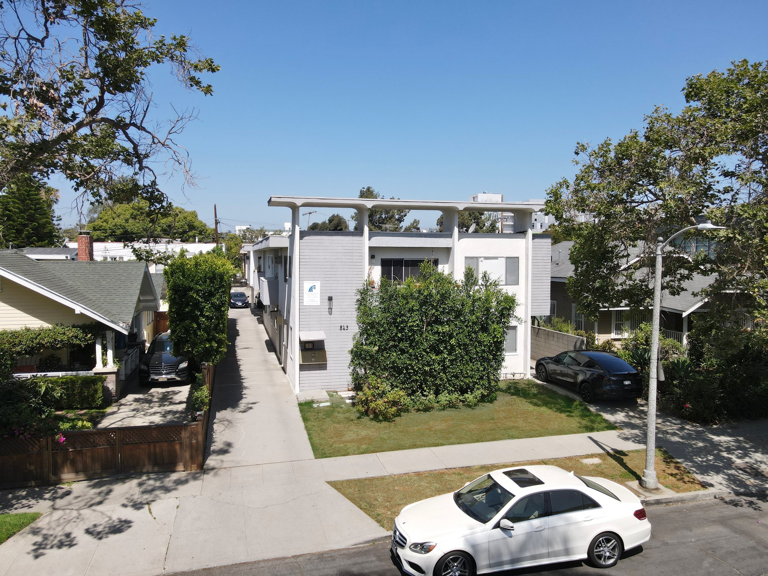 843 N. Orange Ave. Front_.jpg