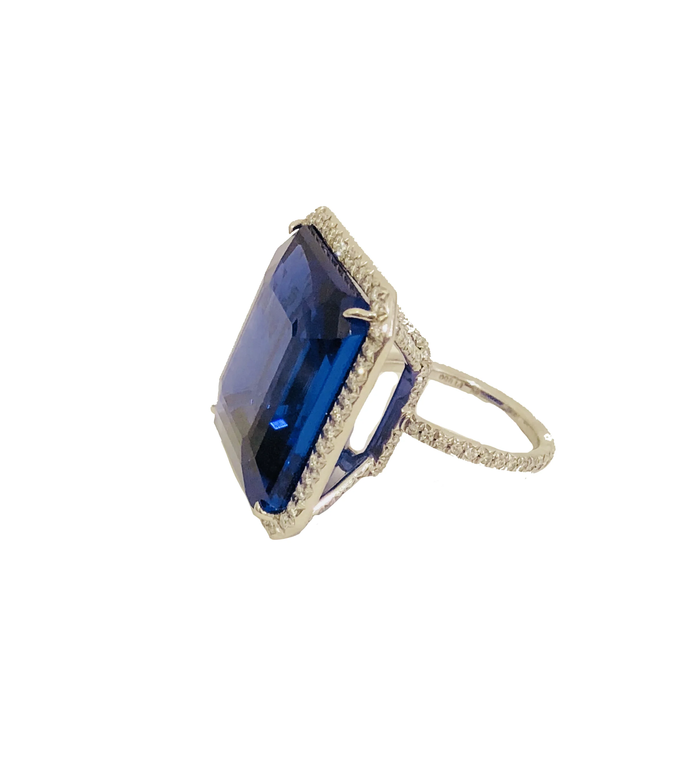 Important Tanzanite Ring 3.jpg
