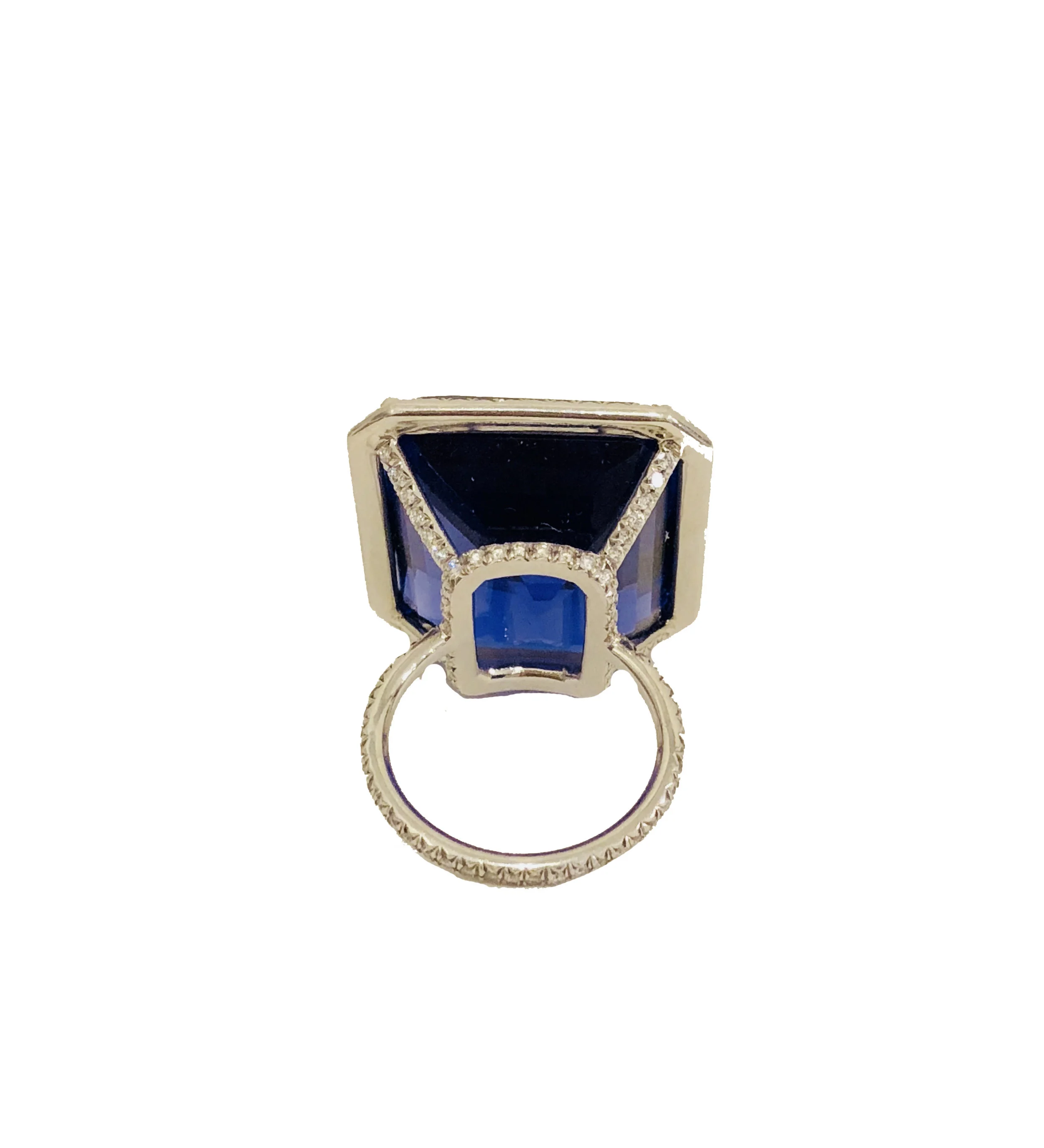 Important Tanzanite Ring 5.jpg