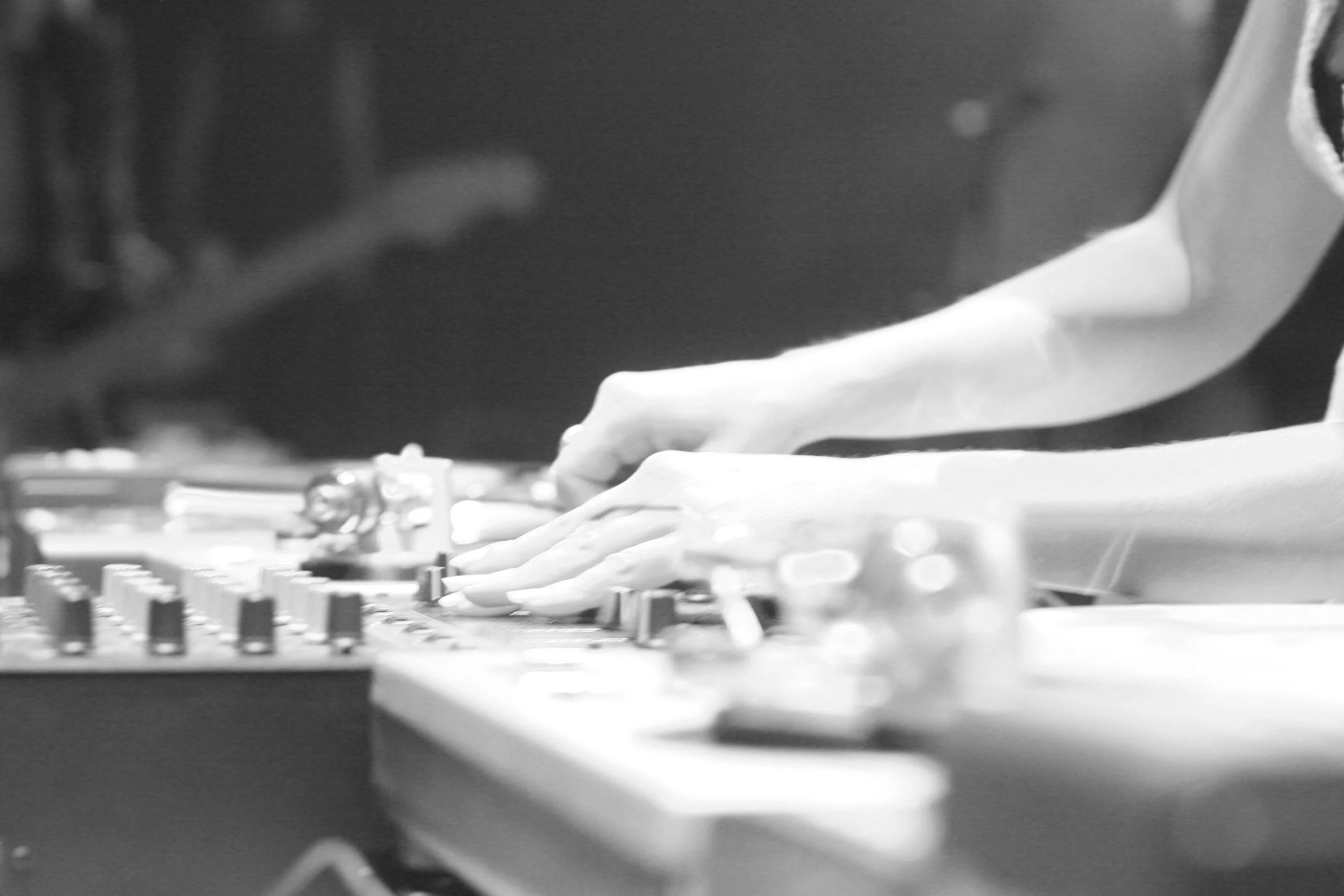 SCÈNE / DJ sets