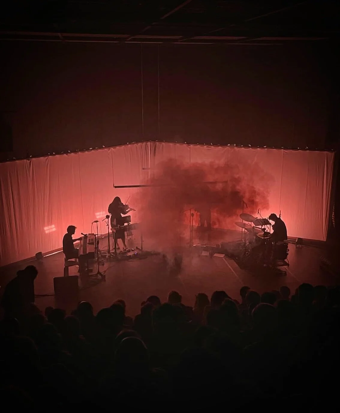 Bringing this cloud to @30ccleuven ☁️ 
Playing in Leuven exactly 8 (!) years since the last time we played there 🥹

On October 15th we&rsquo;re sharing the stage with @sophiehutchingsmusic 

first photo by @verfaillethomas 
second by @joerithiry (in