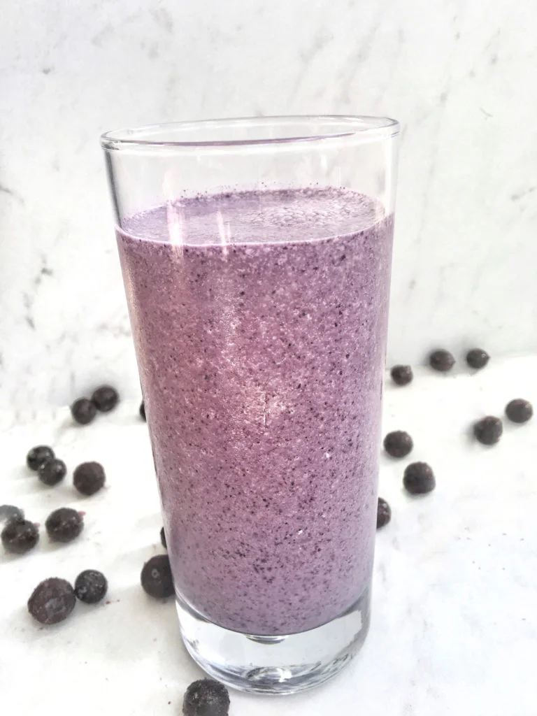 blueberries n' cream smoothie