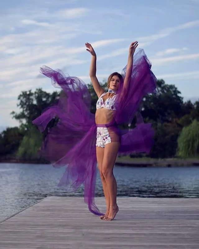 | In Frame |  Tori Vivenzio    Photographer  Julia Pincus Photography