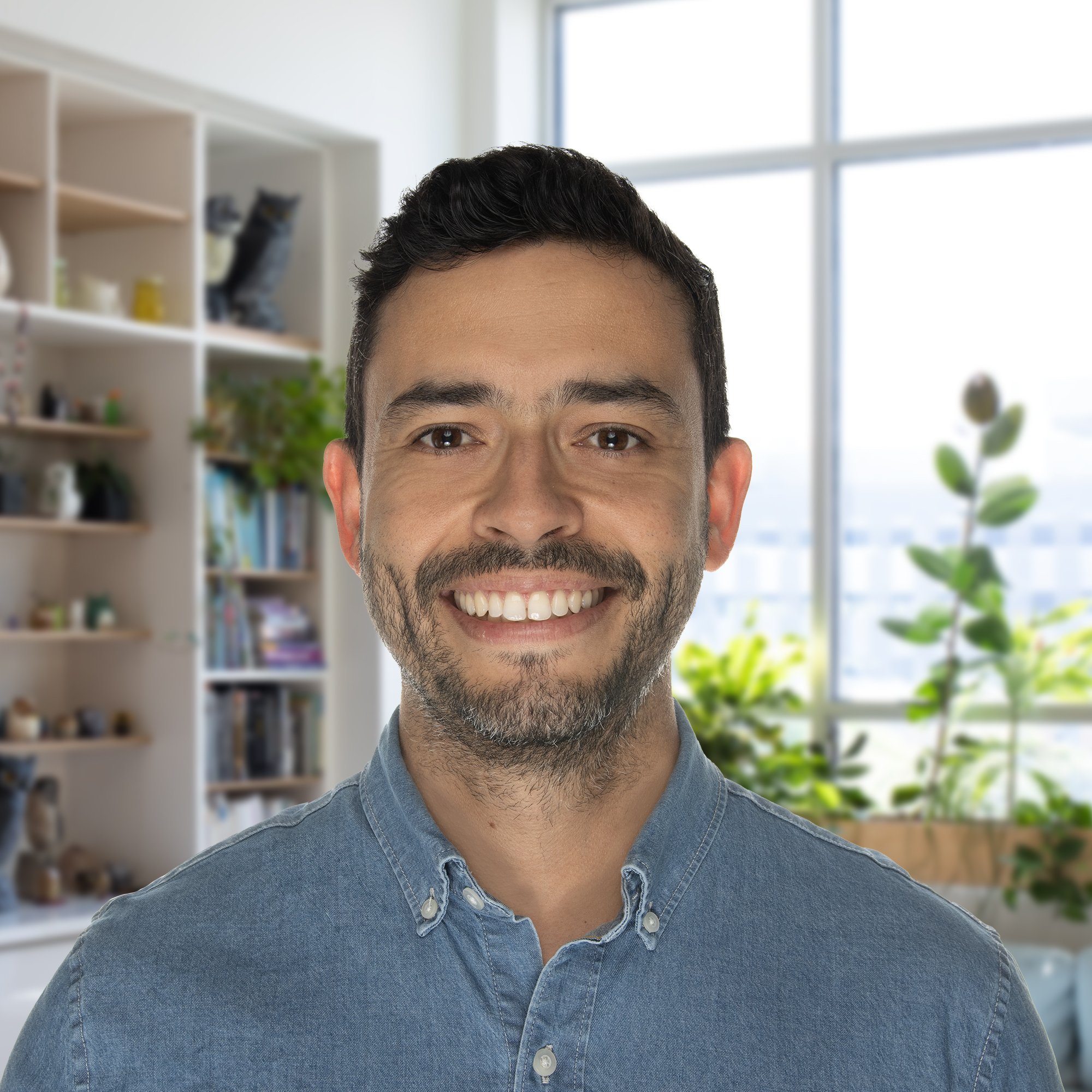 Rogelio_Office.jpg