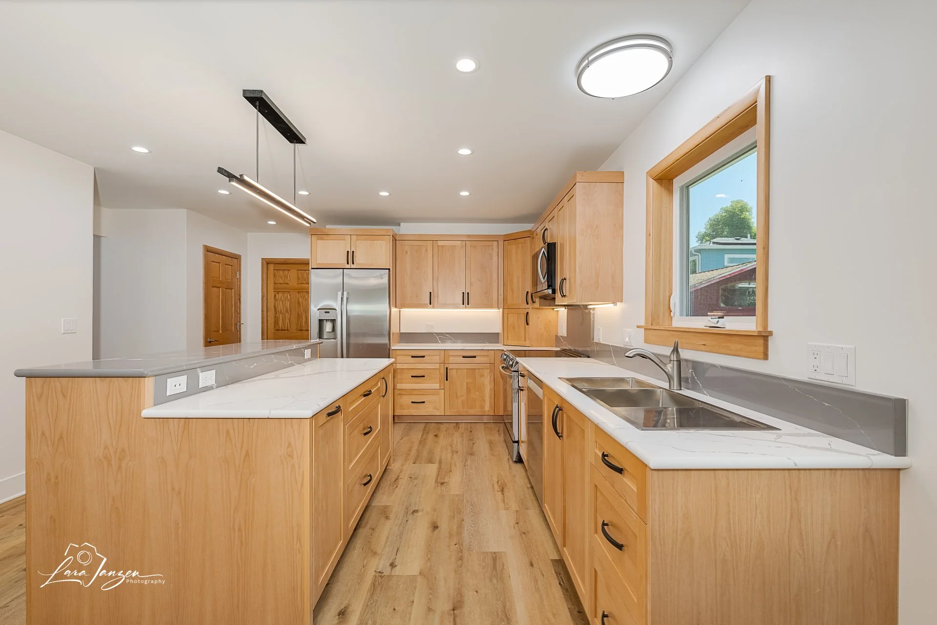 _L634633enf-01-N_BostonAve_Portland_OR-©2025 Lara Janzen Photography-WEB-20.jpg