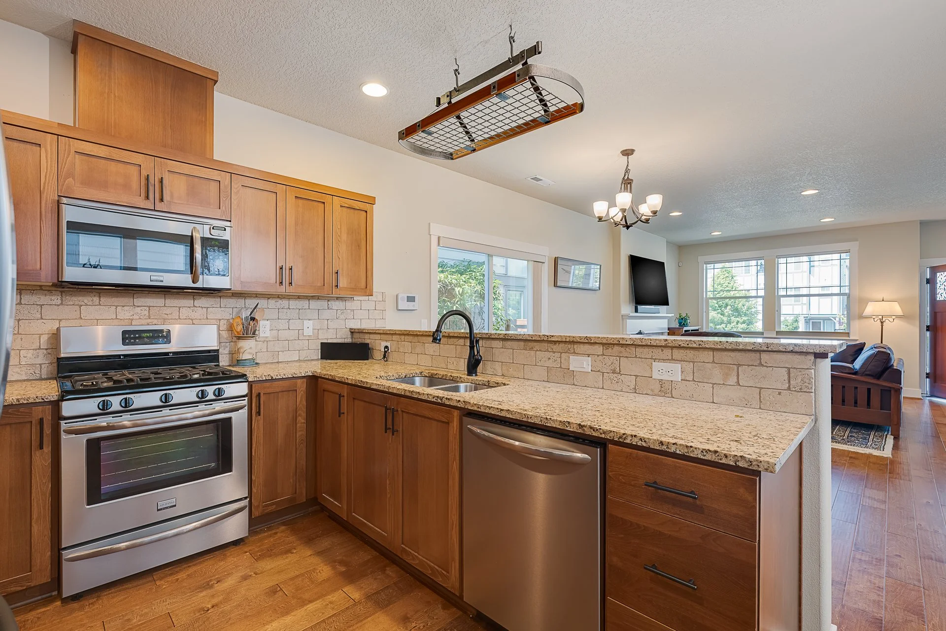 NWShackelfordRd_Portland_OR-Jeff Moe-©2025 Lara Janzen Photography-WEB-030.jpg