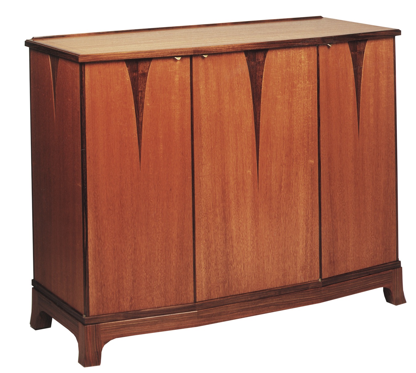 Credenza.jpg