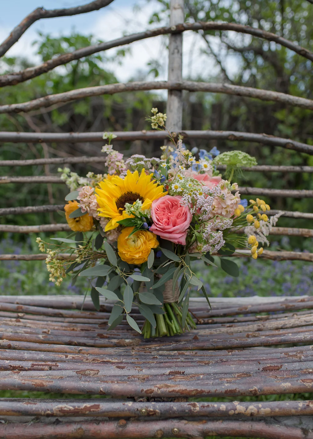  Flowers by https://aflorae.com/ 