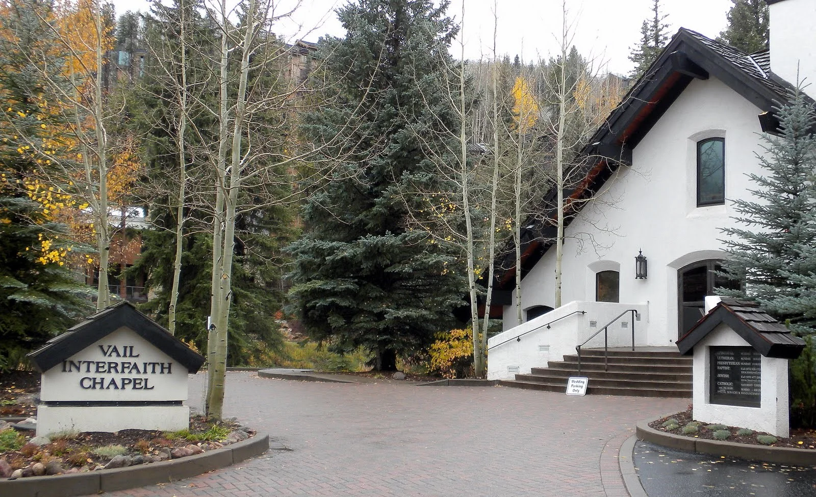 VailChapel01.jpg