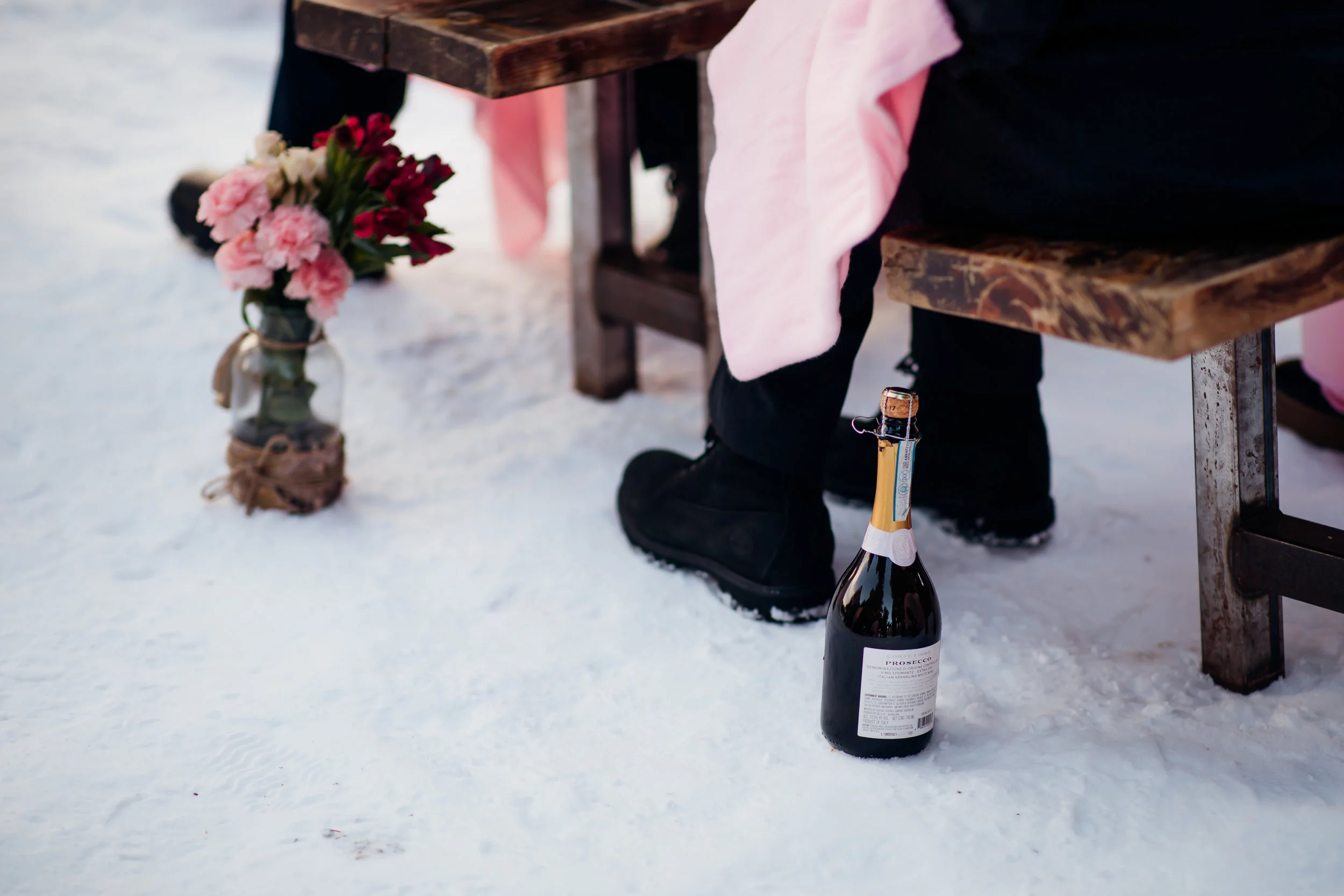 Classical and contemporary solo flute wedding ceremony music at Sapphire Point in Dillon, Colorado, photo by Mallory Munson Photography
