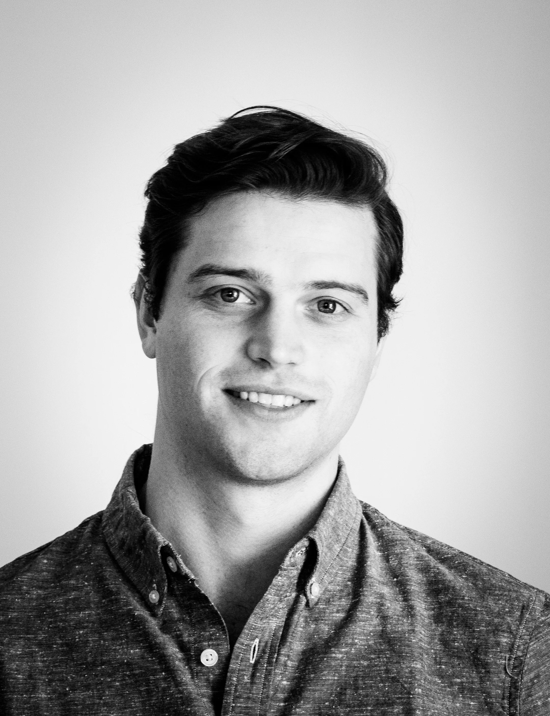 WARREN LAMB Computer engineer with a background in software development, project management and a specific interest in machine learning, equity/commodity trading, blockchain development, and crypto-economics. Past projects include experience in front and back end web development, web analytics, automated trading algorithms and artificial intelligence. Bachelor's of Applied Science in Computer Engineering, Queen's University.