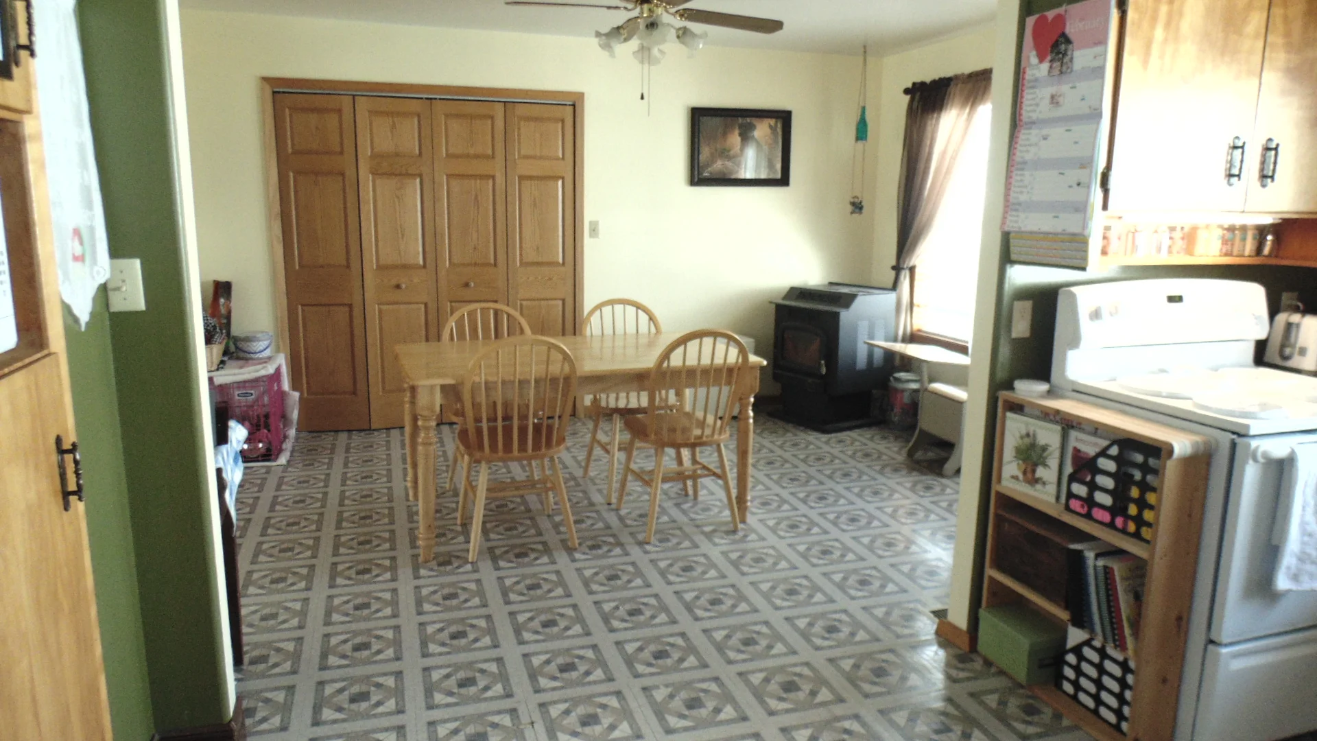 Dining Room - From Kitchen.JPG