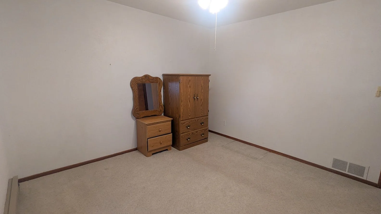 primary bedroom 2.jpg