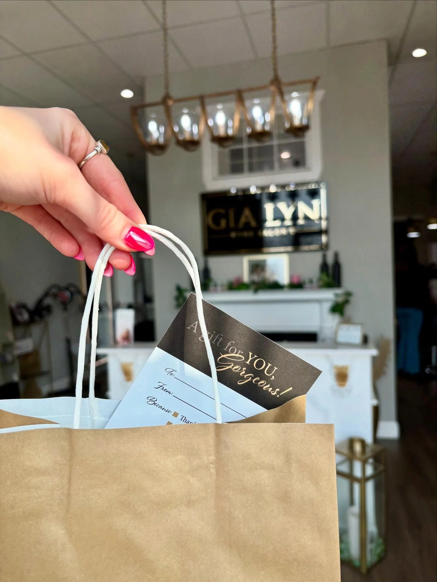 Gift cards are now available for purchase directly through our website + link in our bio!! Perfect for treating yourself or someone special with a fresh new look! The easiest &ldquo;you deserve it&rdquo; gift ! 🎀🏹👼
(Not valid with Laura or Kristin