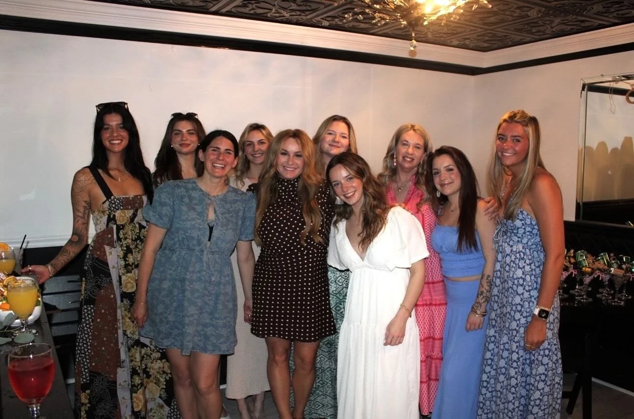 Counting down the days until we get our girl married!! The most stunning bridal shower for the most stunning bride!!🤍💍 So blessed to have such an amazing team to celebrate life milestones with 🫶🏻🫶🏻🫶🏻