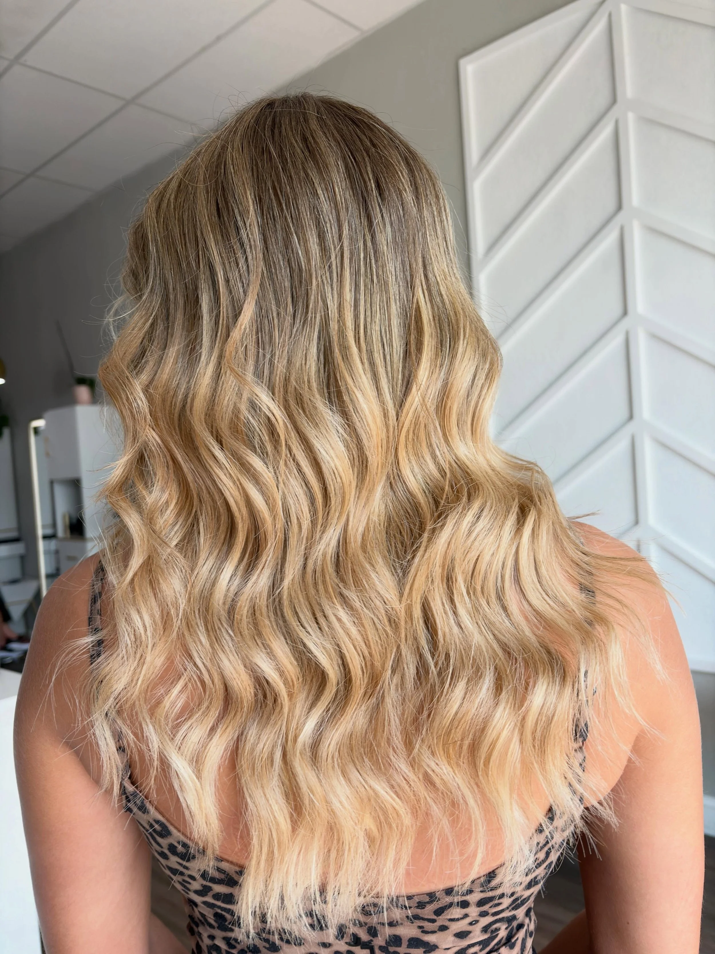 Leaving the salon blonder than you&rsquo;ve ever been >>> 

stylist @madswelch.hair