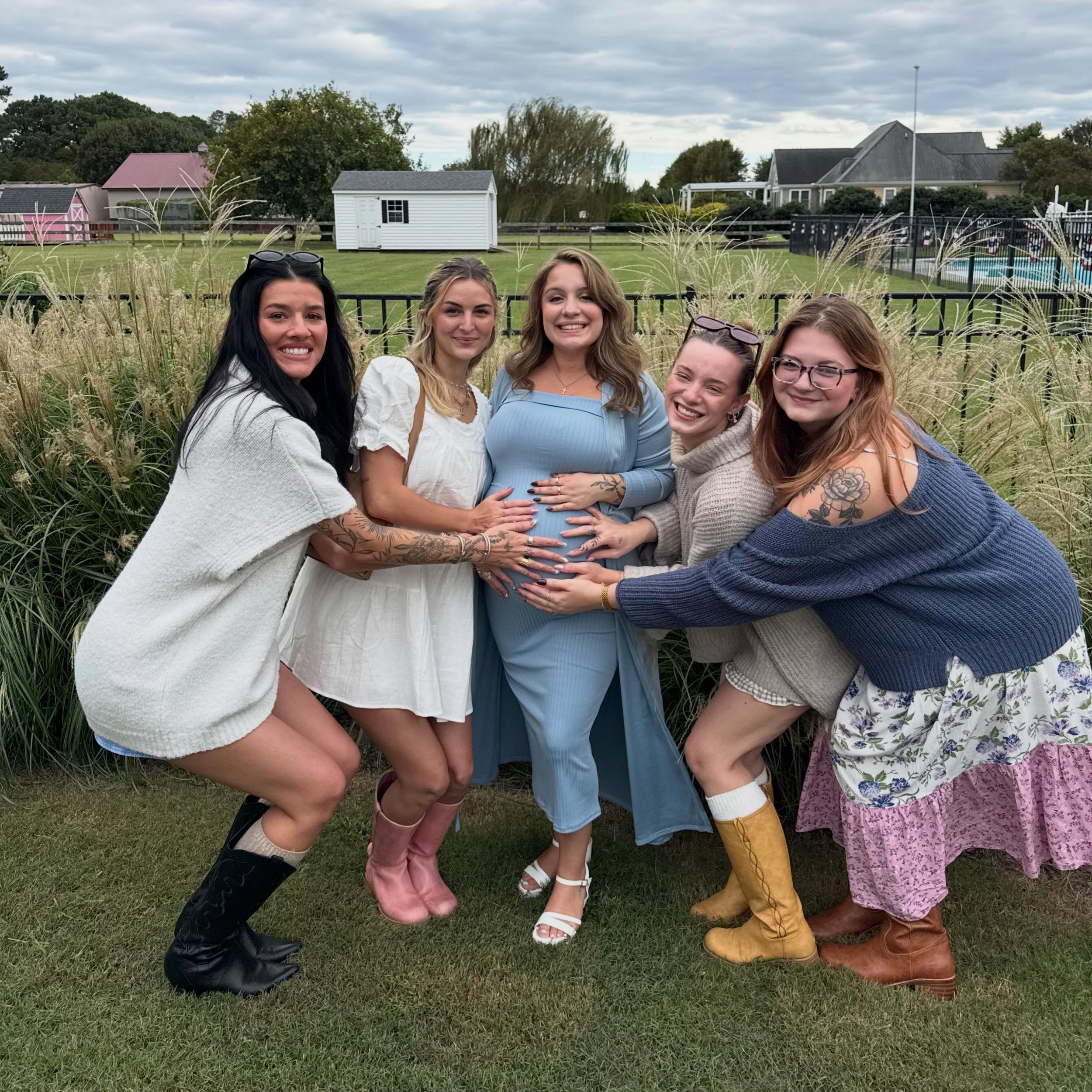 Celebrated our sweet Grace &amp; her baby boy this weekend 🤍 Safe to say we&rsquo;re all veryyy ready to meet the newest little addition 🍼✨