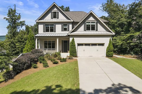 Oakhurst Manor, Mcdonough, GA Homes for Sale